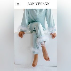 Bon Viviann Brand New Silk Pajamas with feathers Size Small